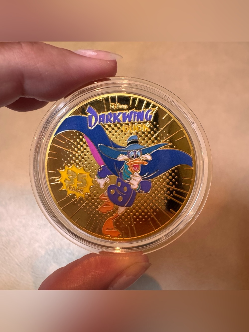 D23 The Ultimate Disney Fan Event Darkwing Duck 35 Years Medallion Coin In Case